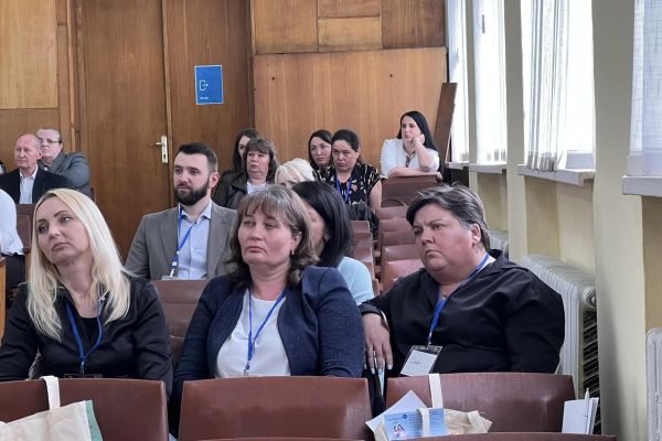 nasylstvo-030D6AC639-5EFE-8680-37F7-6219327617BE.jpg